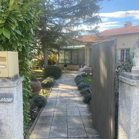 La Roseraie Bonnieux Exterior photo